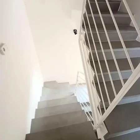 Villino Helios - Moderno E Rifinito Villa *